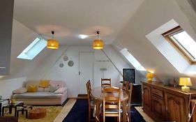 logement campagnard charmant, fonctionnel, cour privée avec WiFi
